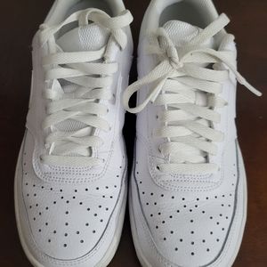 Nike air force low top